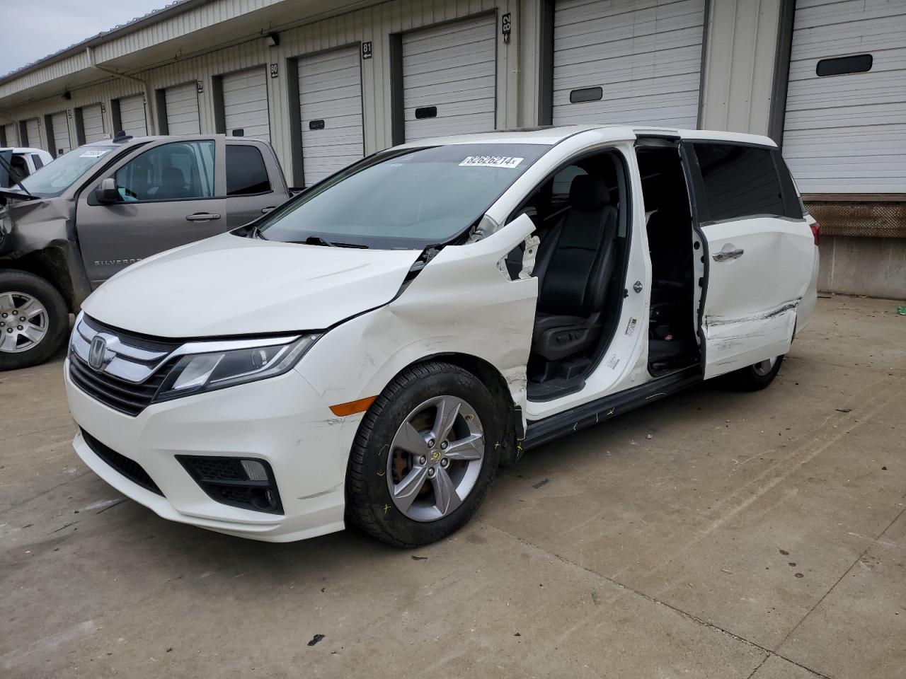 2018 Honda Odyssey - Image 1