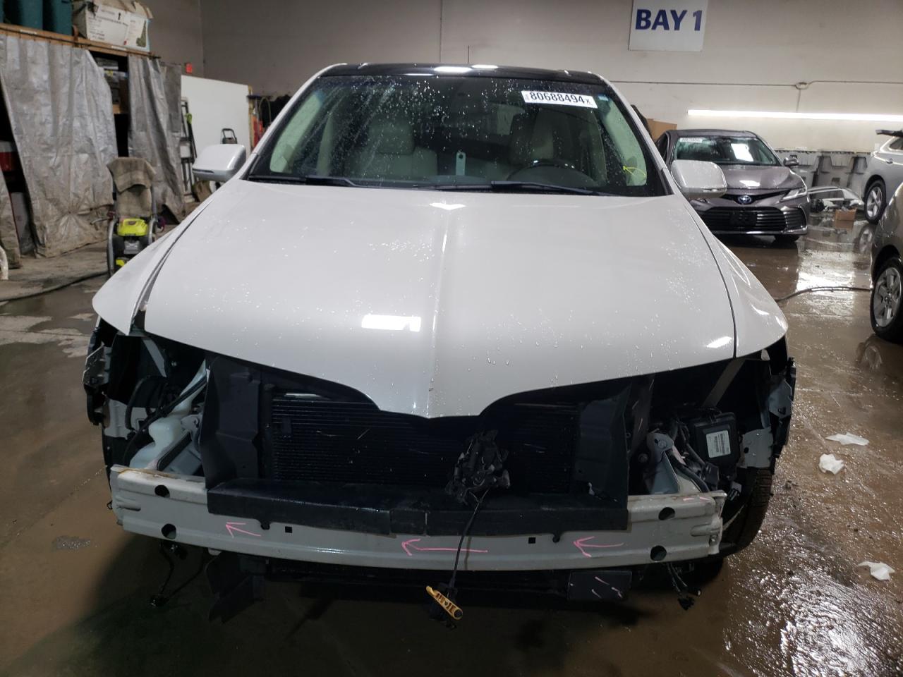 2019 Lincoln MKT - Image 5