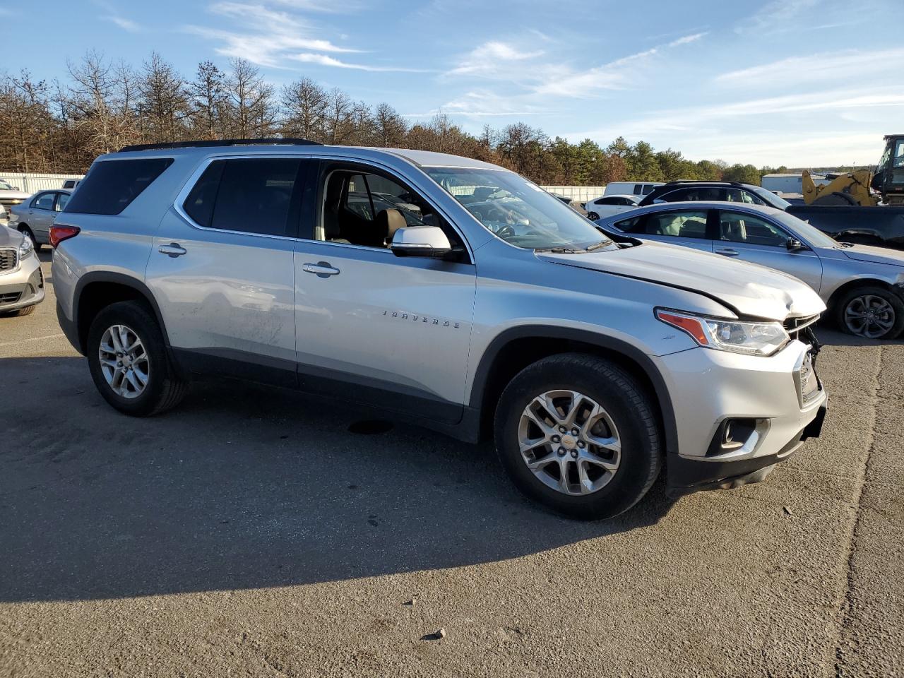 2019 Chevrolet Traverse - Image 4