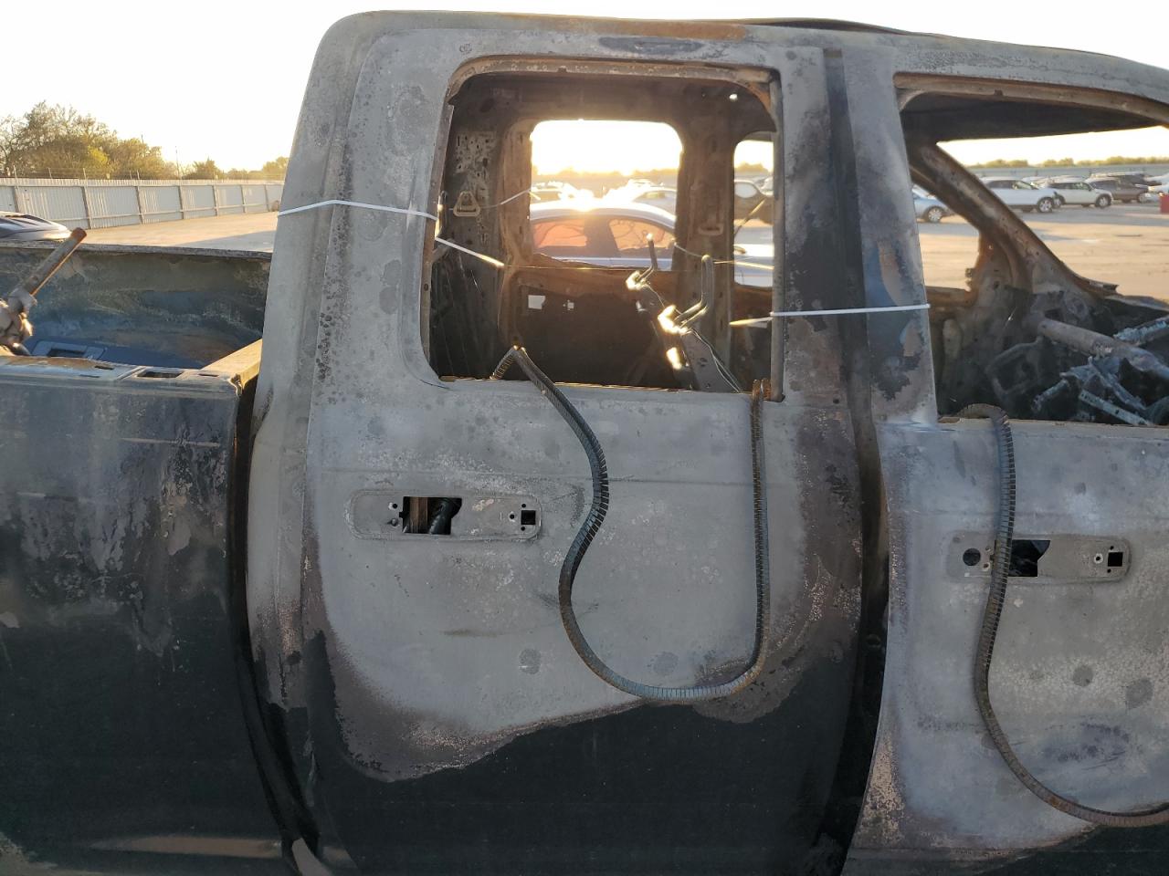 2014 RAM 1500 - Image 10