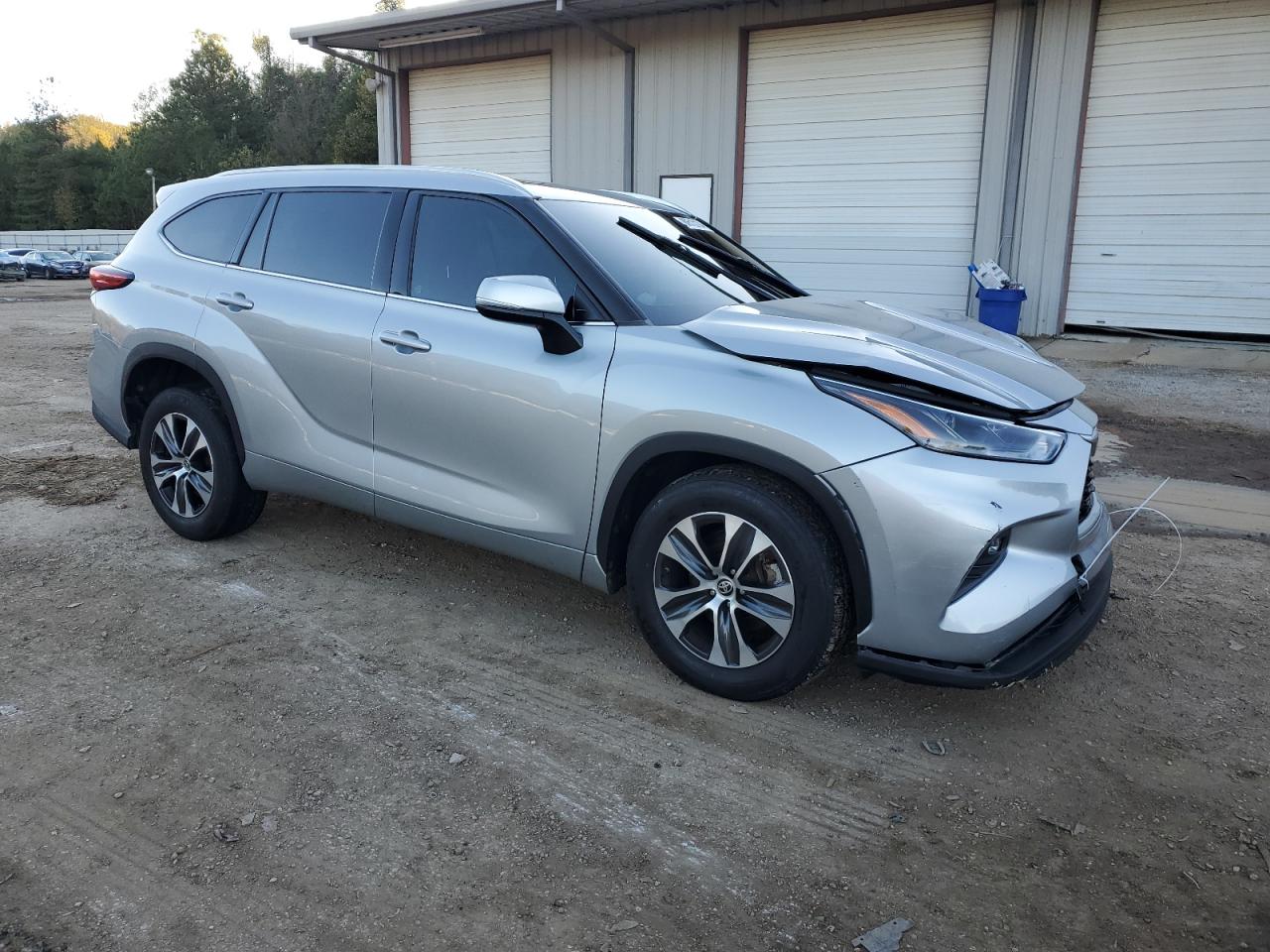 2021 Toyota Highlander - Image 4