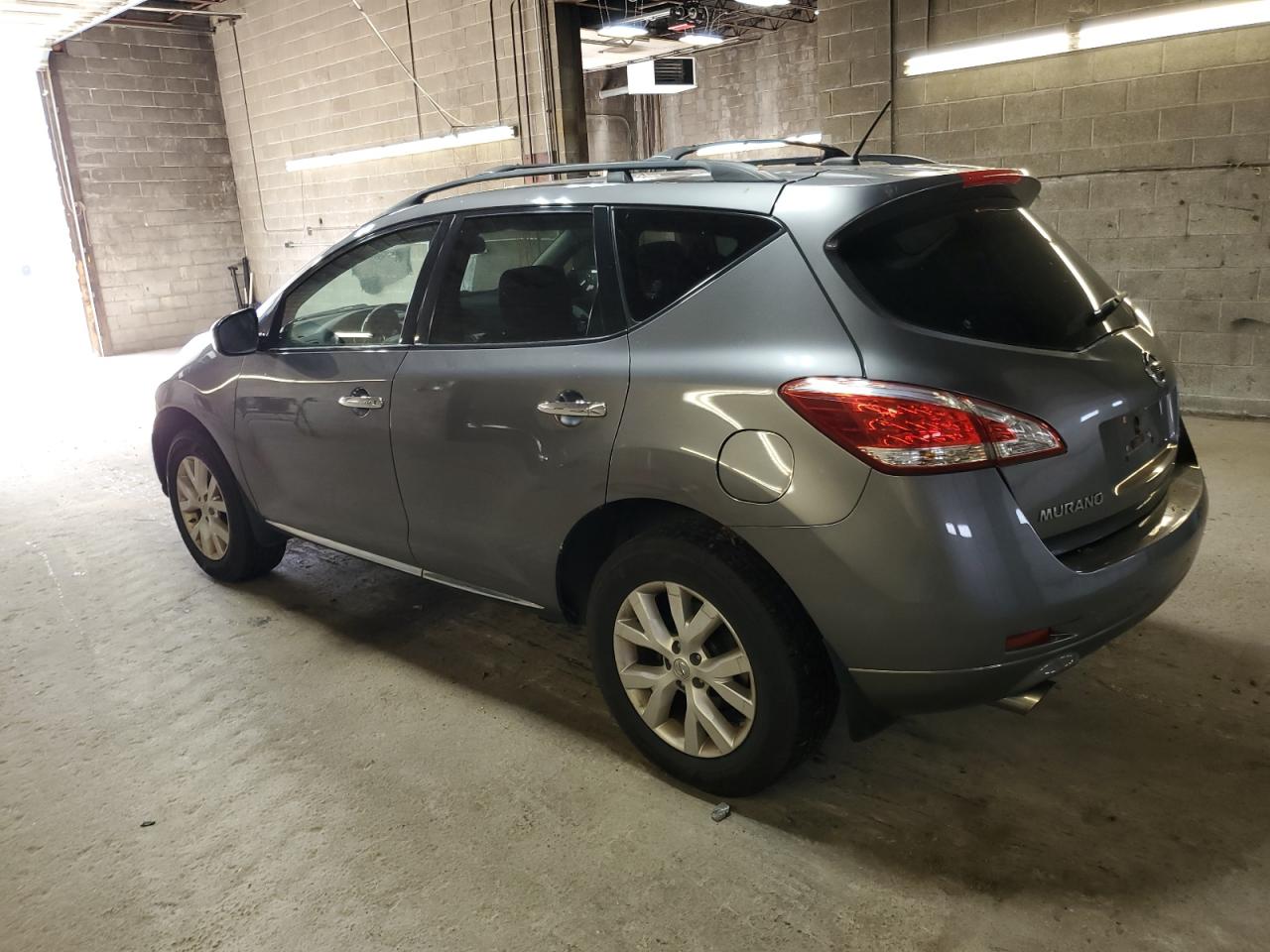 2014 Nissan Murano - Image 2