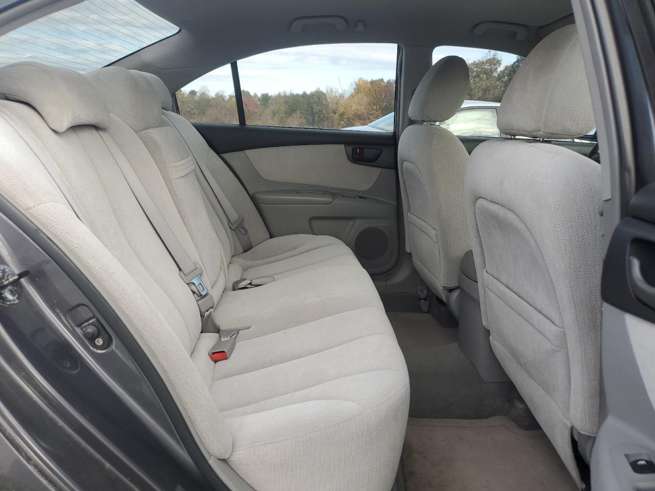 2006 Kia Optima - Image 10