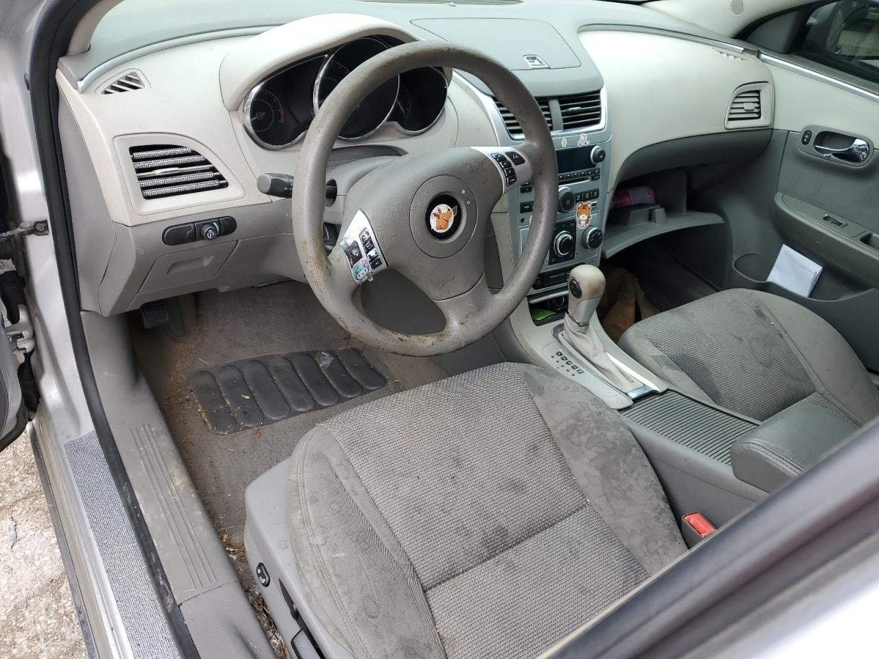 2012 Chevrolet Malibu - Image 8