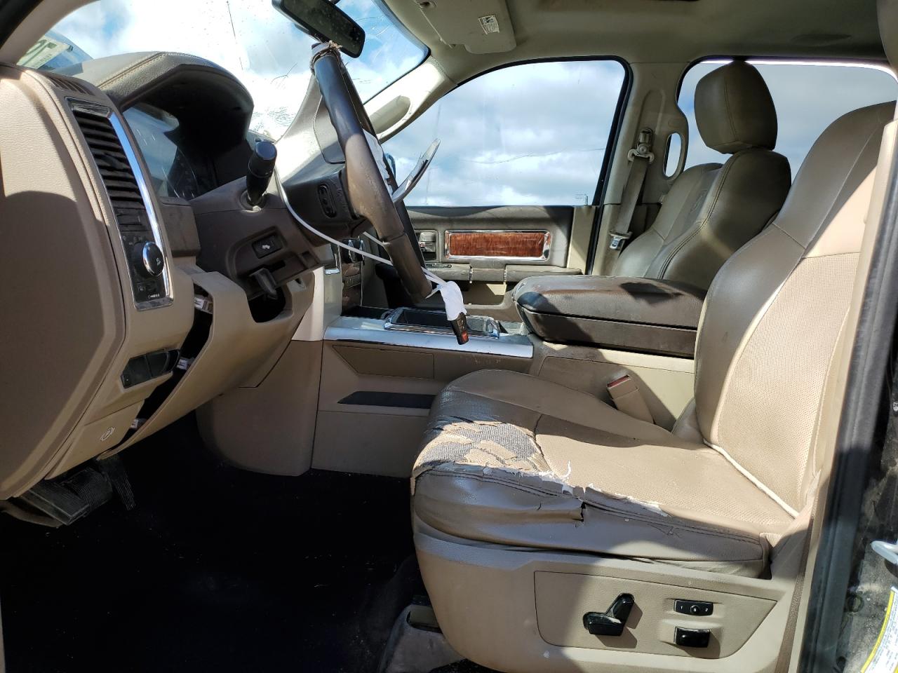 2012 Dodge RAM - Image 7