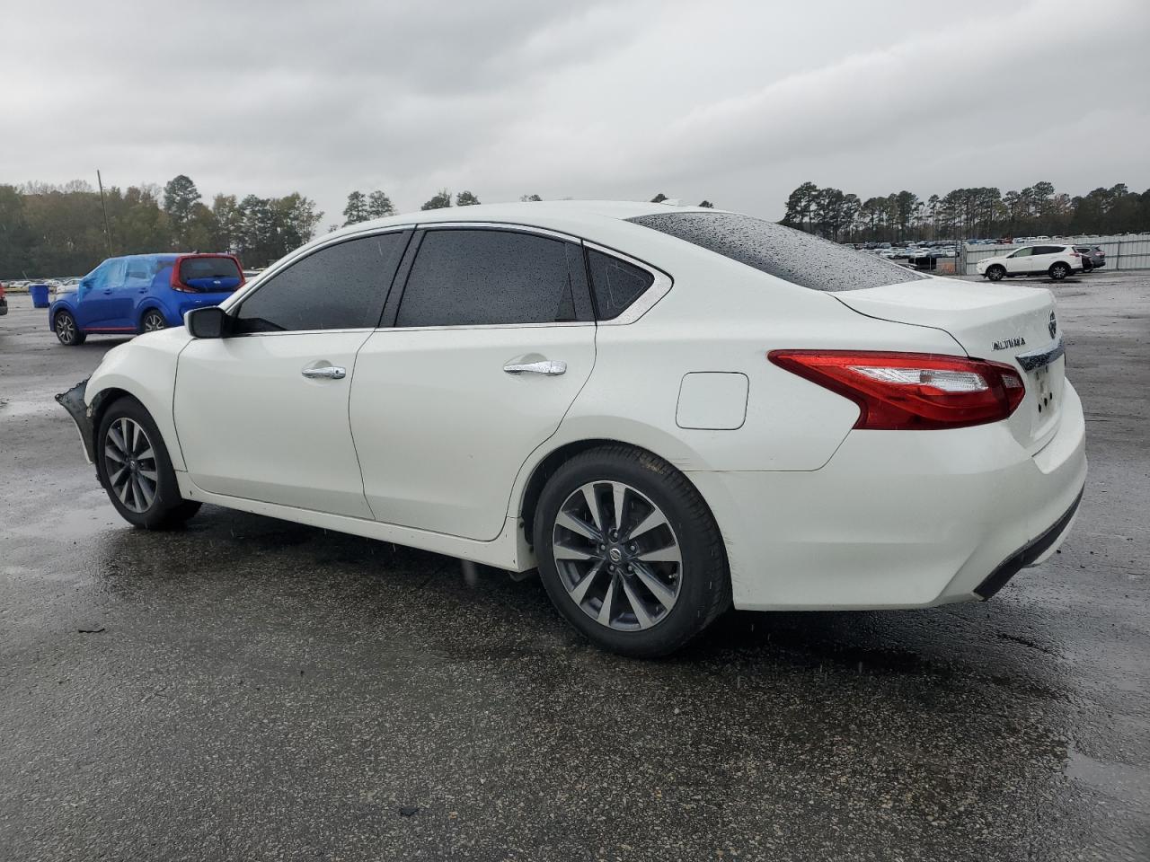 1N4AL3AP9HC182175 2017 NISSAN ALTIMA - Image 2