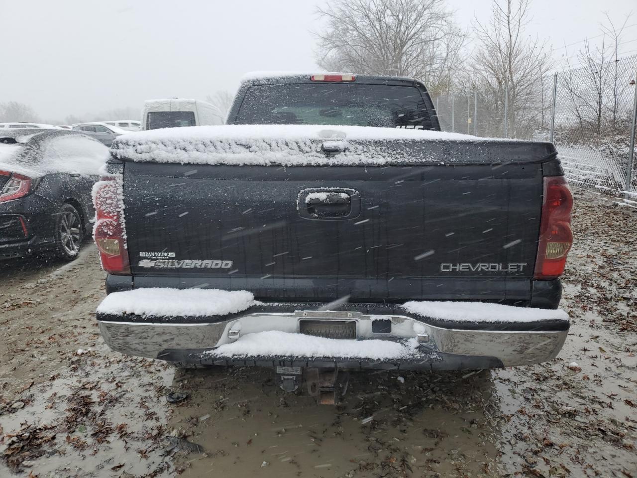 2003 Chevrolet Silverado K1500 VIN: 1GCEK19T63E271476 Lot: 81237584