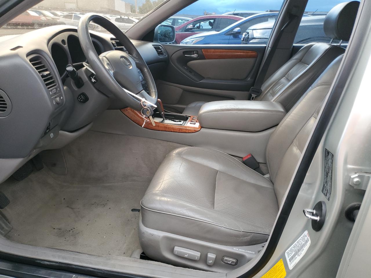 2000 Lexus GS - Image 7