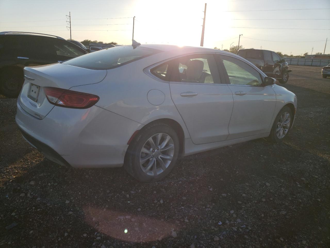 VIN 1C3CCCCG6FN650899 2015 CHRYSLER 200 no.3