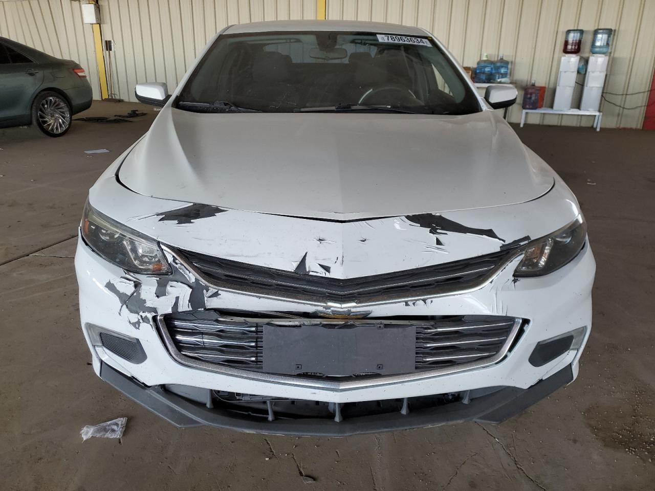 2017 Chevrolet Malibu - Image 5
