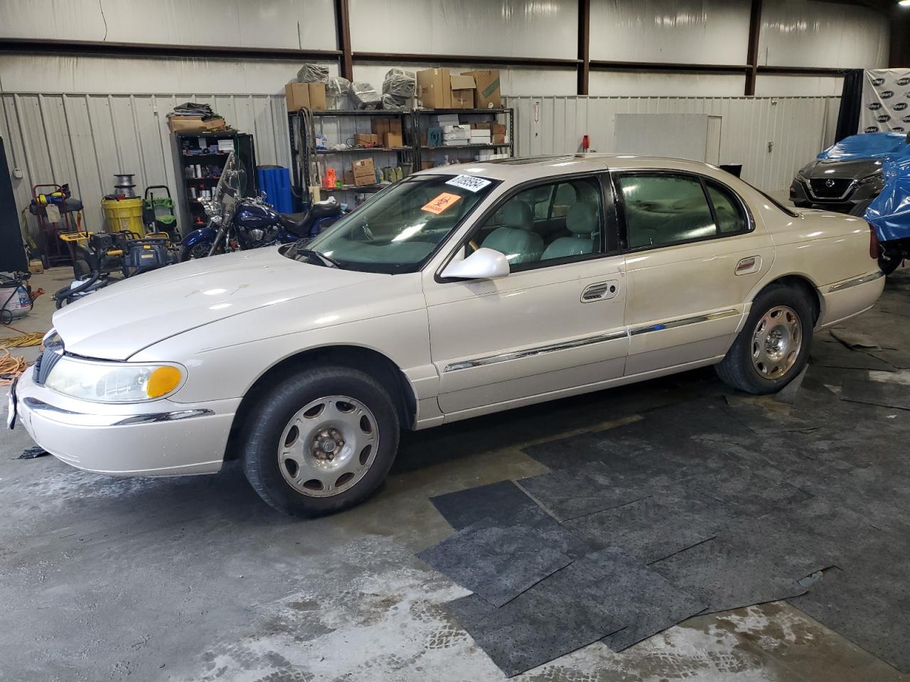 2002 Lincoln Continental  de vânzare în Byron, GA - Front End