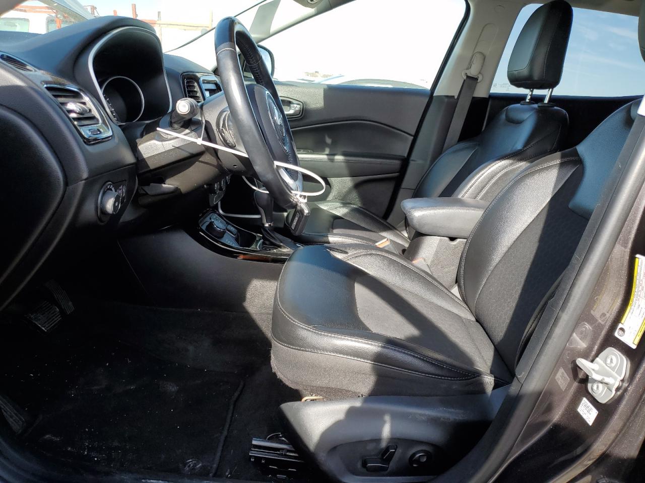 2018 Jeep Compass - Image 7