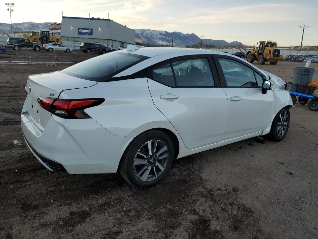 3N1CN8EV8ML868132 NISSAN VERSA 2021