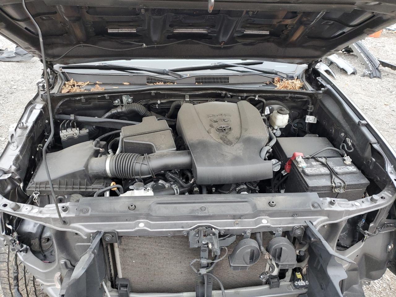 2021 Toyota Tacoma - Image 11