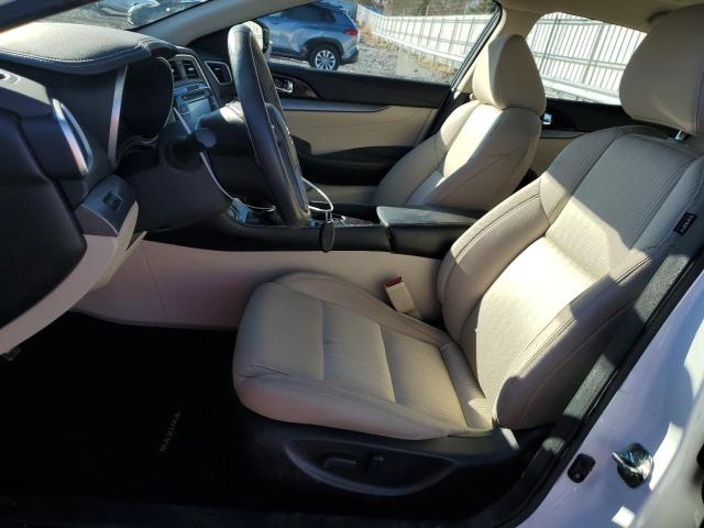 Sedans NISSAN MAXIMA 2017 Biały