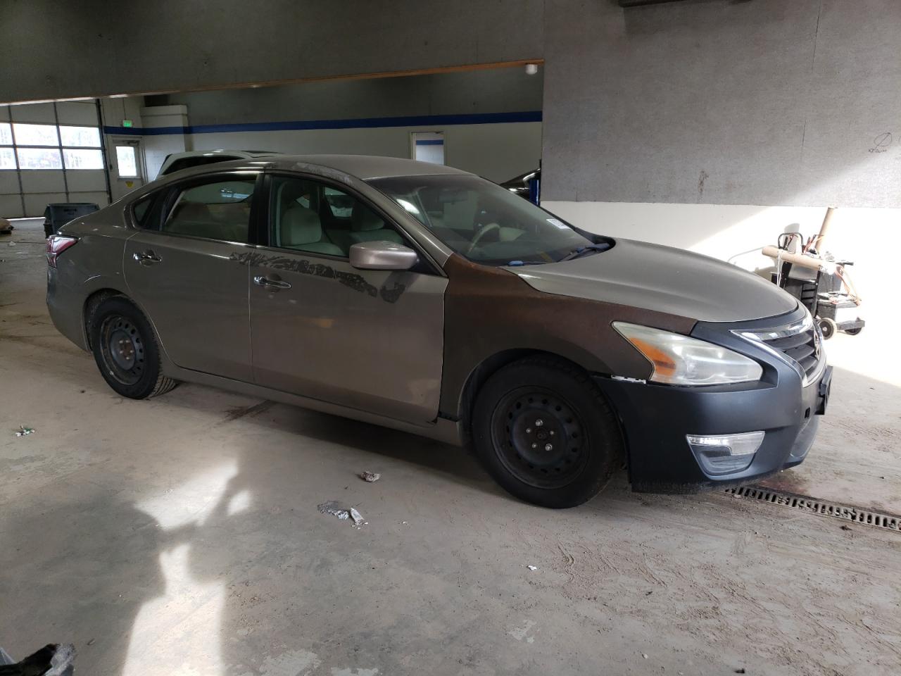 VIN 1N4AL3AP9EC321782 2014 NISSAN ALTIMA no.4