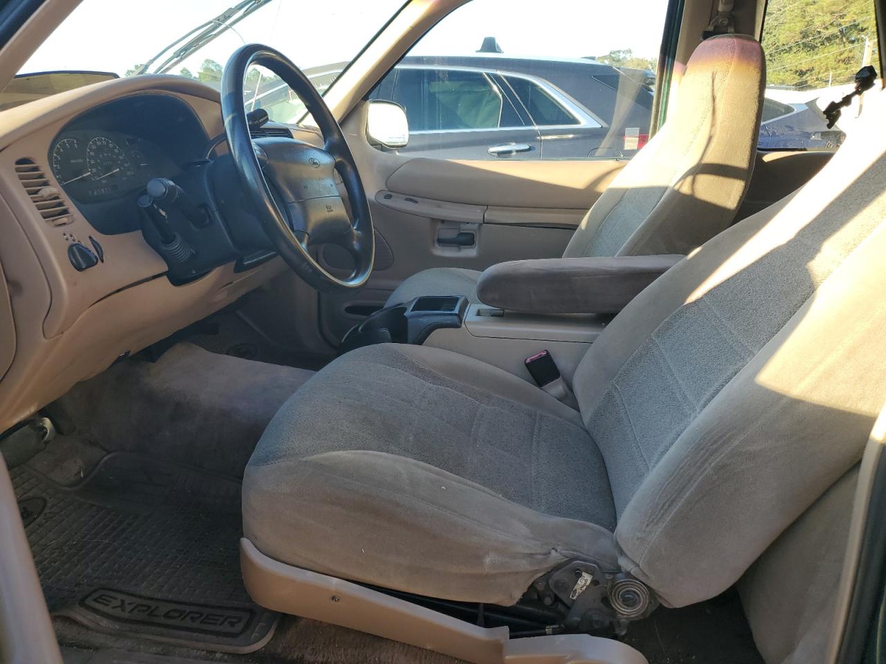1999 Ford Explorer VIN: 1FMYU22X7XUA21018 Lot: 79931554