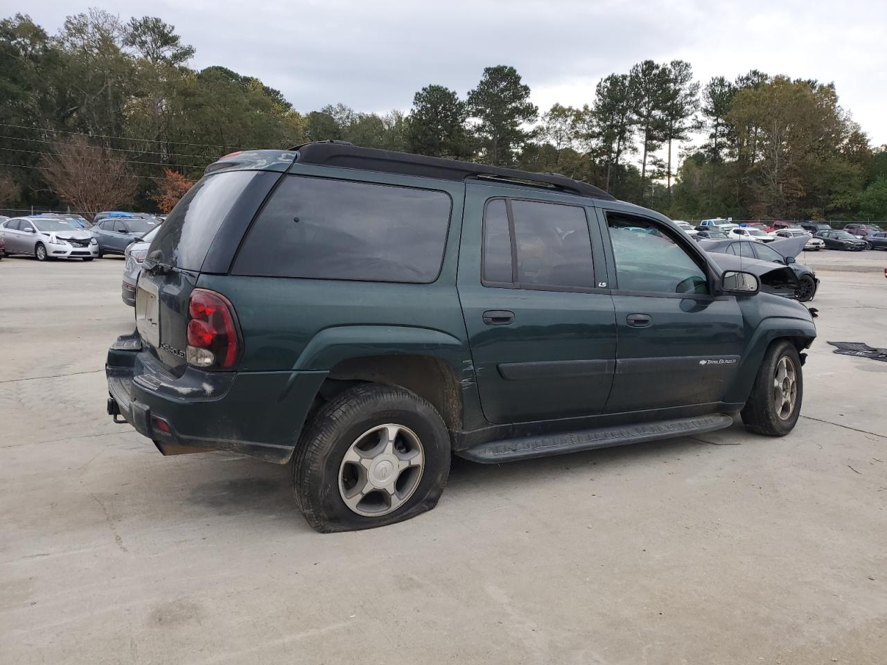 2004 Chevrolet TrailBlazer - Image 3