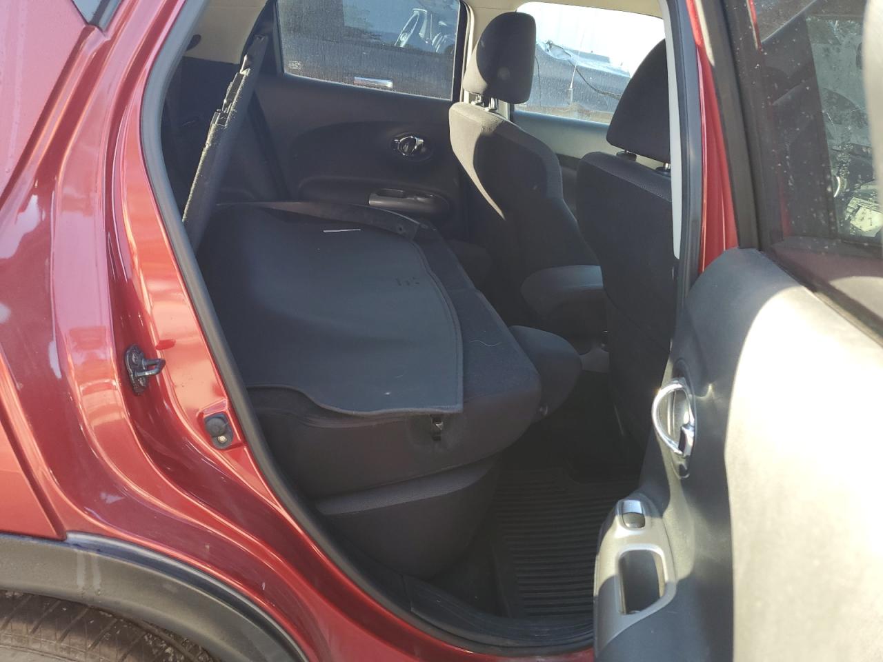 2014 Nissan Juke - Image 10