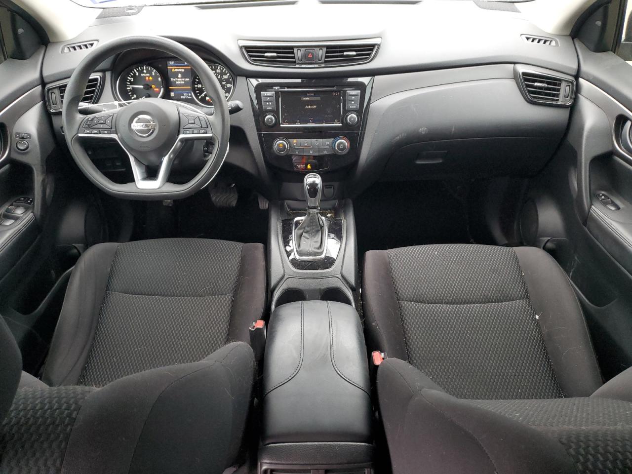 2020 Nissan Rogue - Image 8
