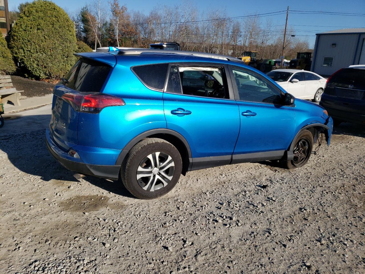 2017 Toyota Rav4 Le VIN: 2T3BFREVXHW686765 Lot: 80680904