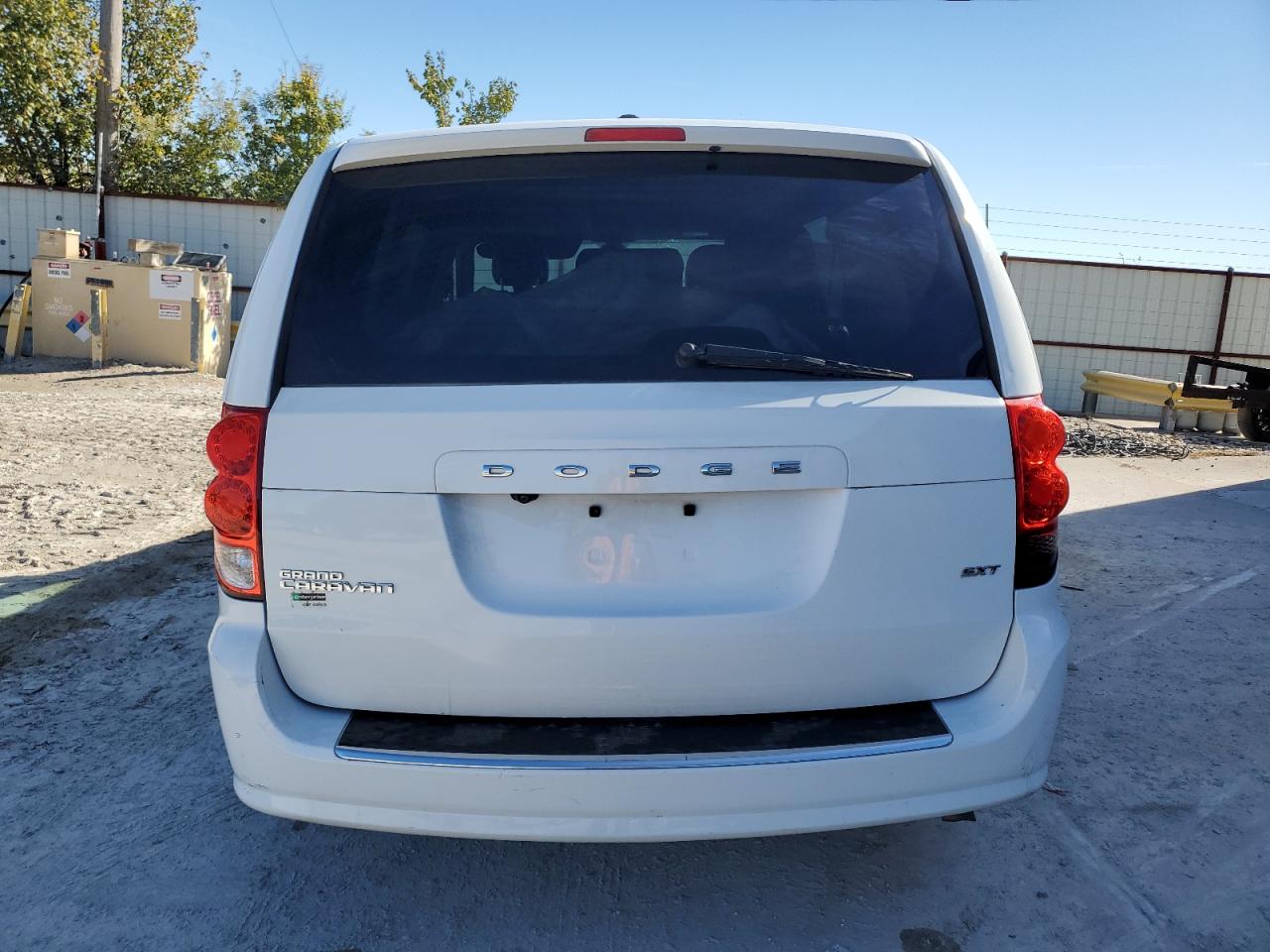 VIN 2C4RDGCG3LR201561 2020 DODGE CARAVAN no.6