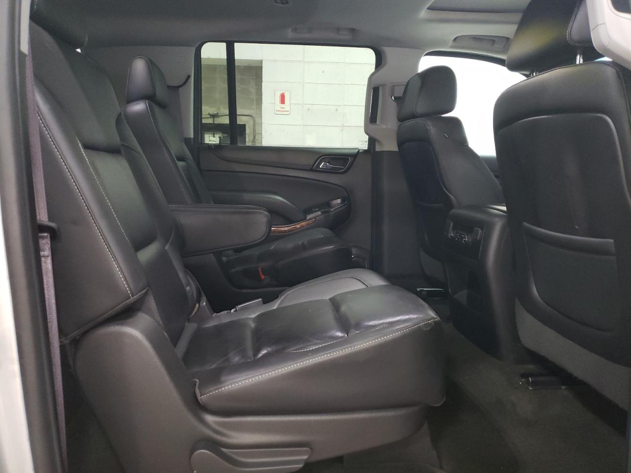 2016 Chevrolet Suburban - Image 11