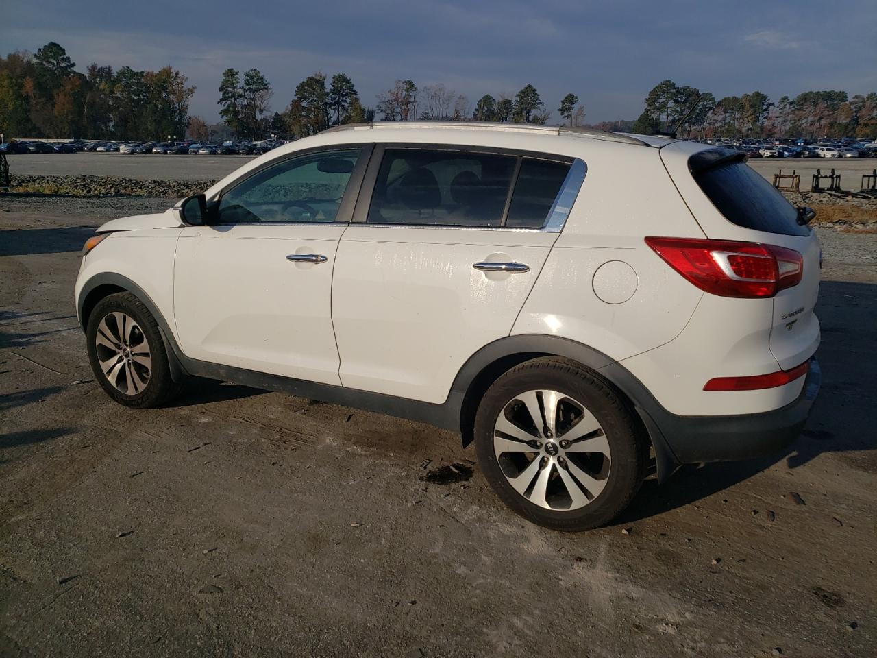 2011 Kia Sportage - Image 2