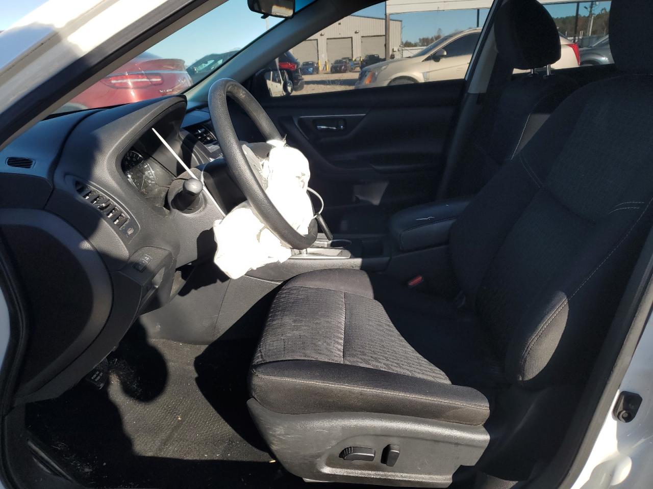 2016 Nissan Altima - Image 7