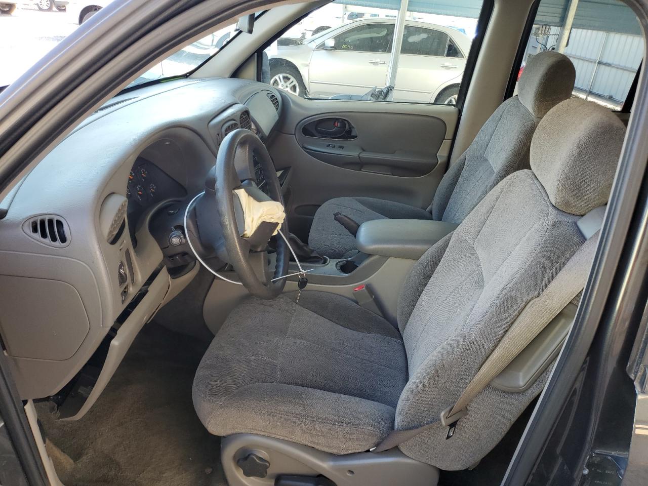 2004 Chevrolet TrailBlazer - Image 7