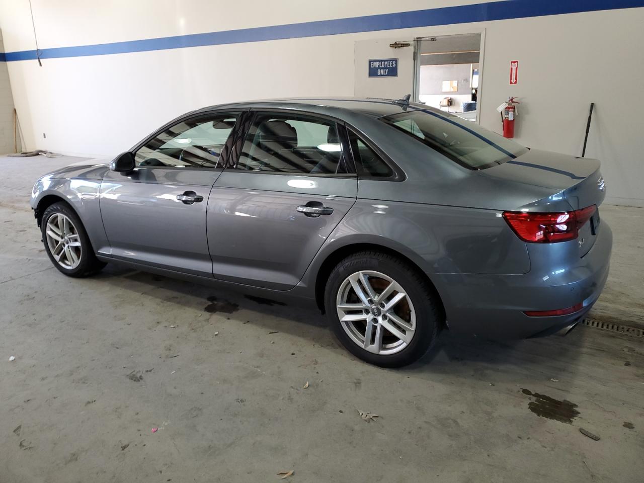 VIN WAUANAF42HN012863 2017 AUDI A4 no.2