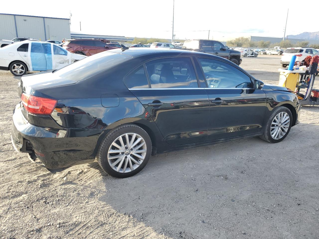2015 Volkswagen Jetta - Image 3