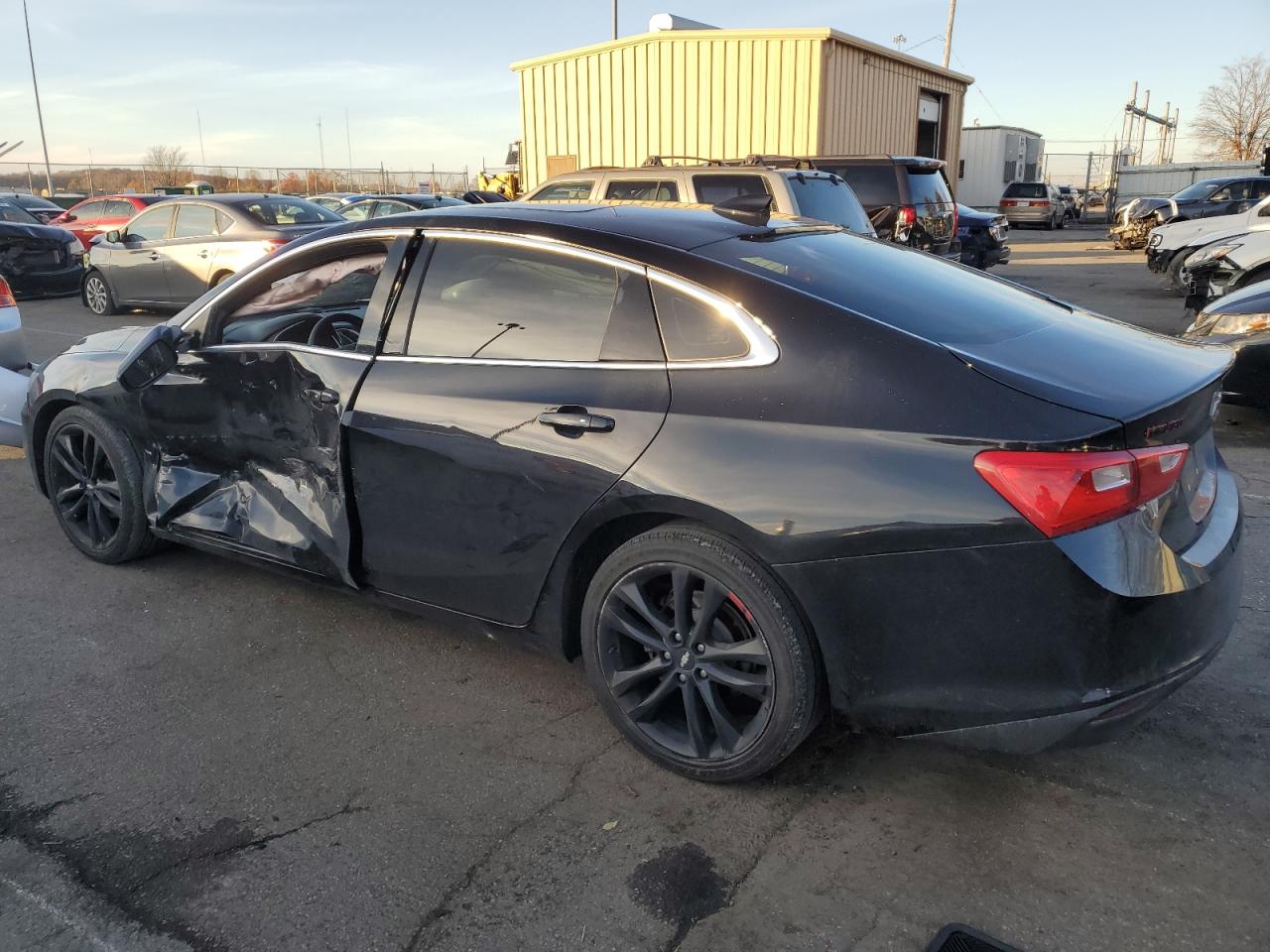 2018 Chevrolet Malibu - Image 2