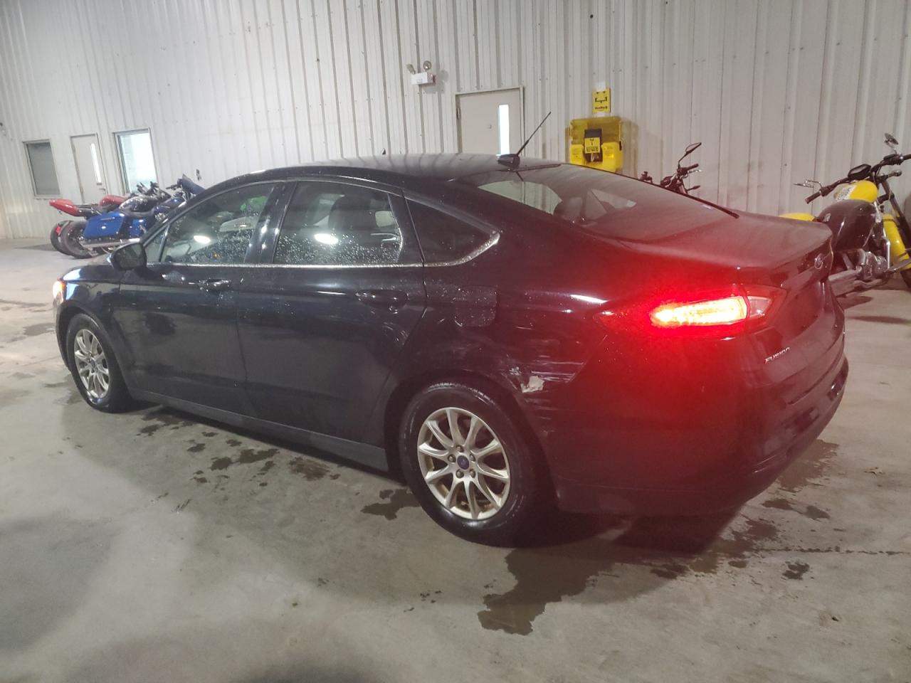 2016 Ford Fusion - Image 2