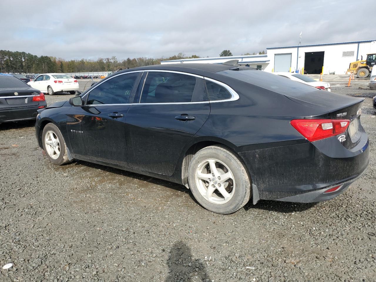 2016 Chevrolet Malibu - Image 2