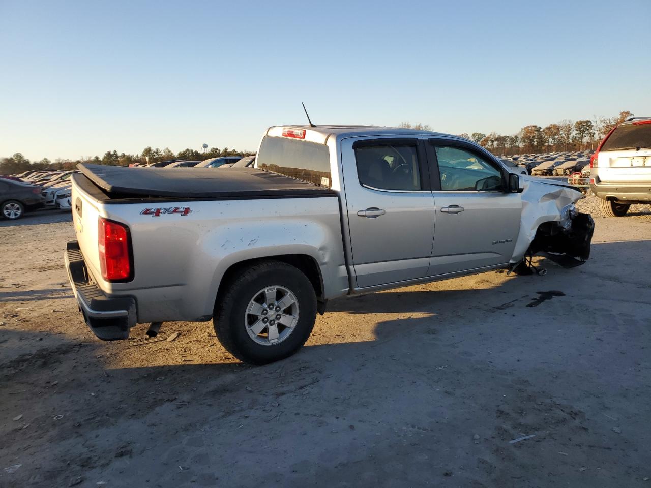 VIN 1GCGTBE33G1311477 2016 CHEVROLET COLORADO no.3