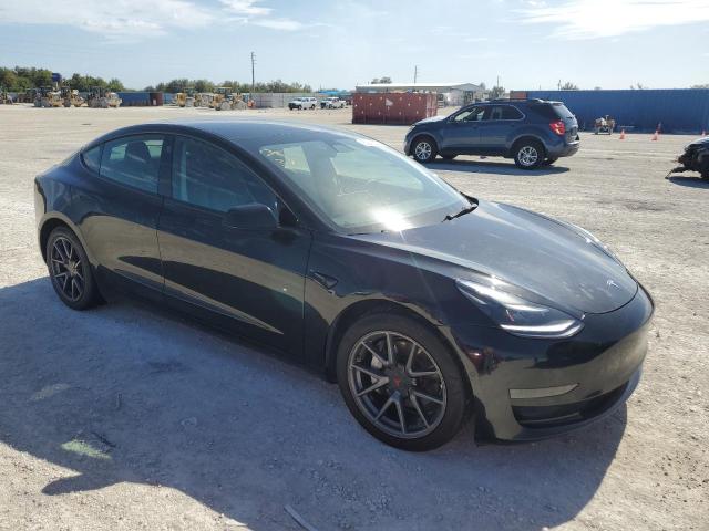  TESLA MODEL 3 2021 Черный