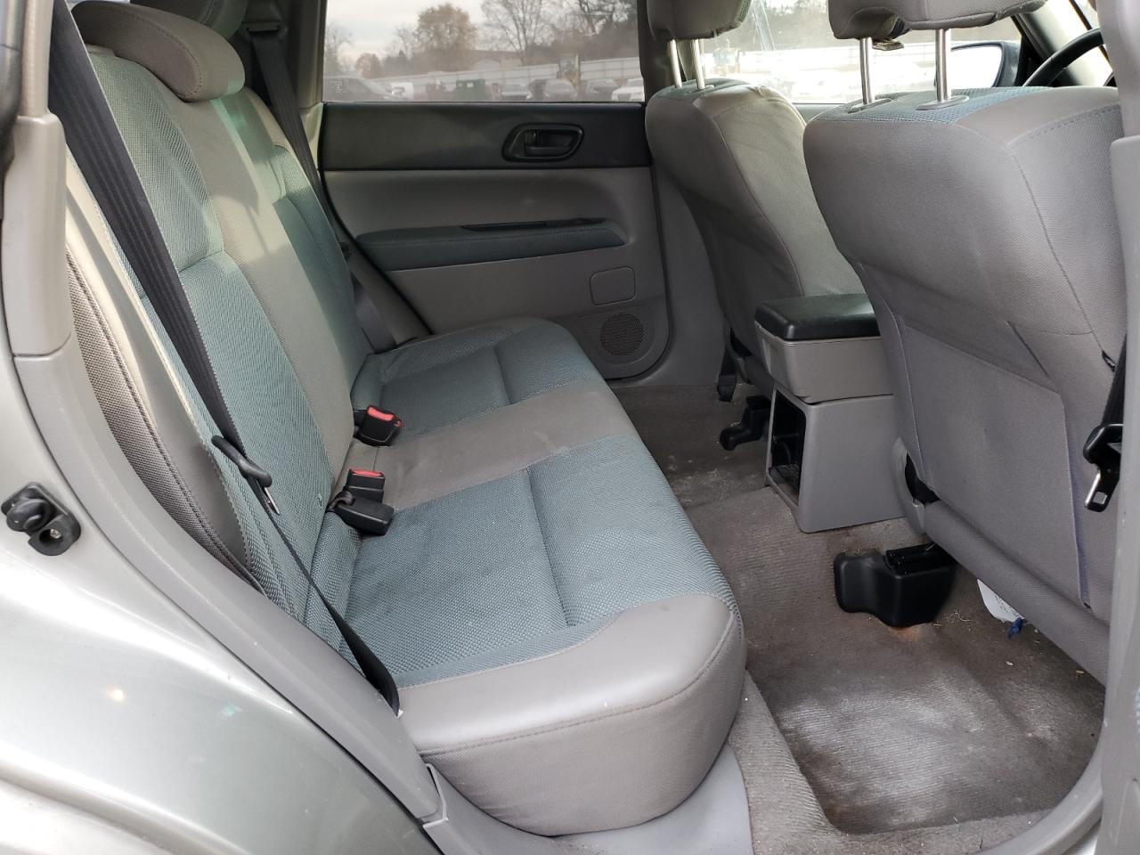 2005 Subaru Forester - Image 11