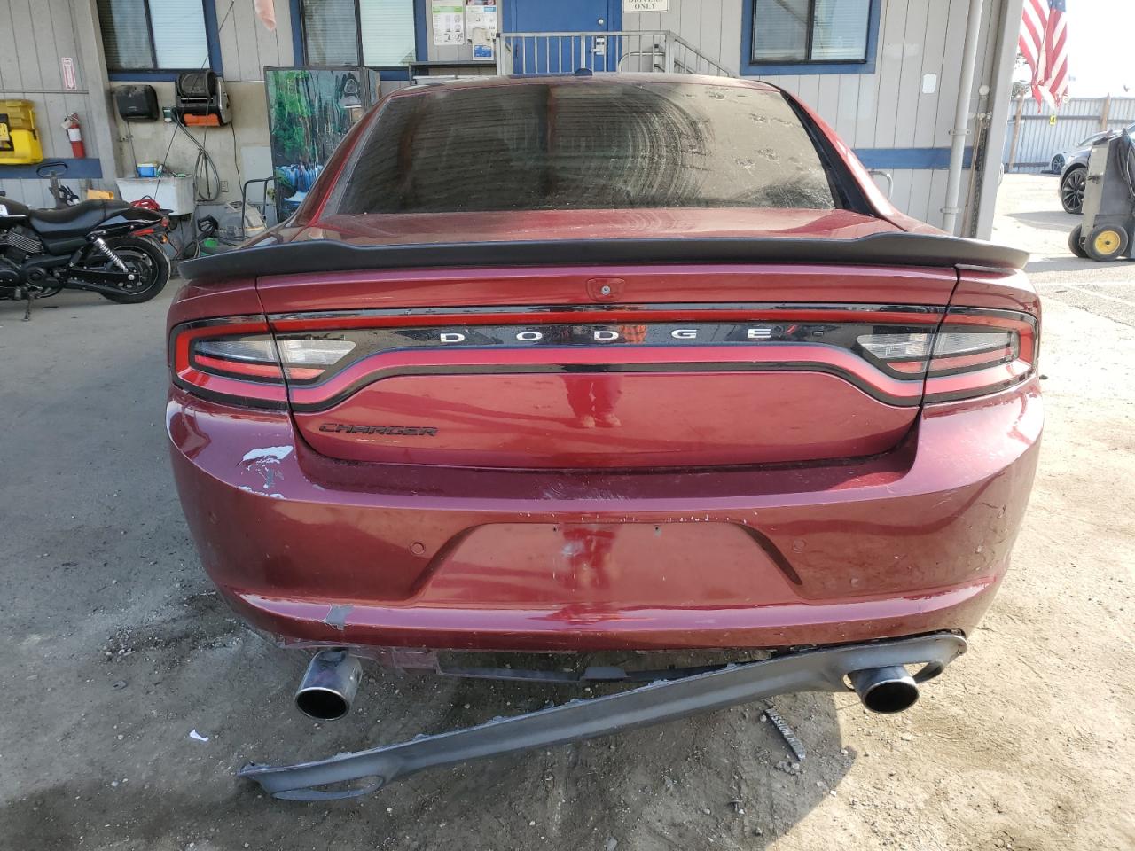 2018 Dodge Charger Sxt VIN: 2C3CDXBG2JH323472 Lot: 81303924