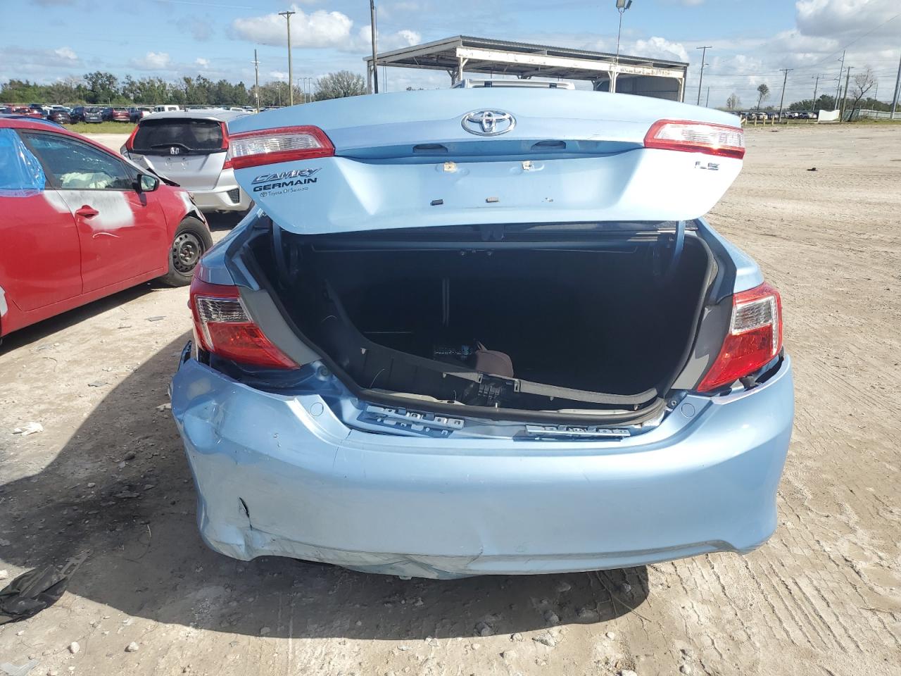 4T1BF1FK3CU589561 2012 Toyota Camry Base