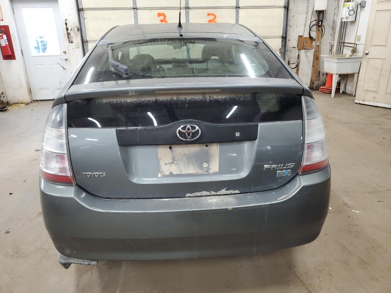 2005 Toyota Prius - Image 6