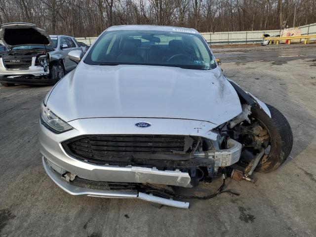  FORD FUSION 2018 Silver