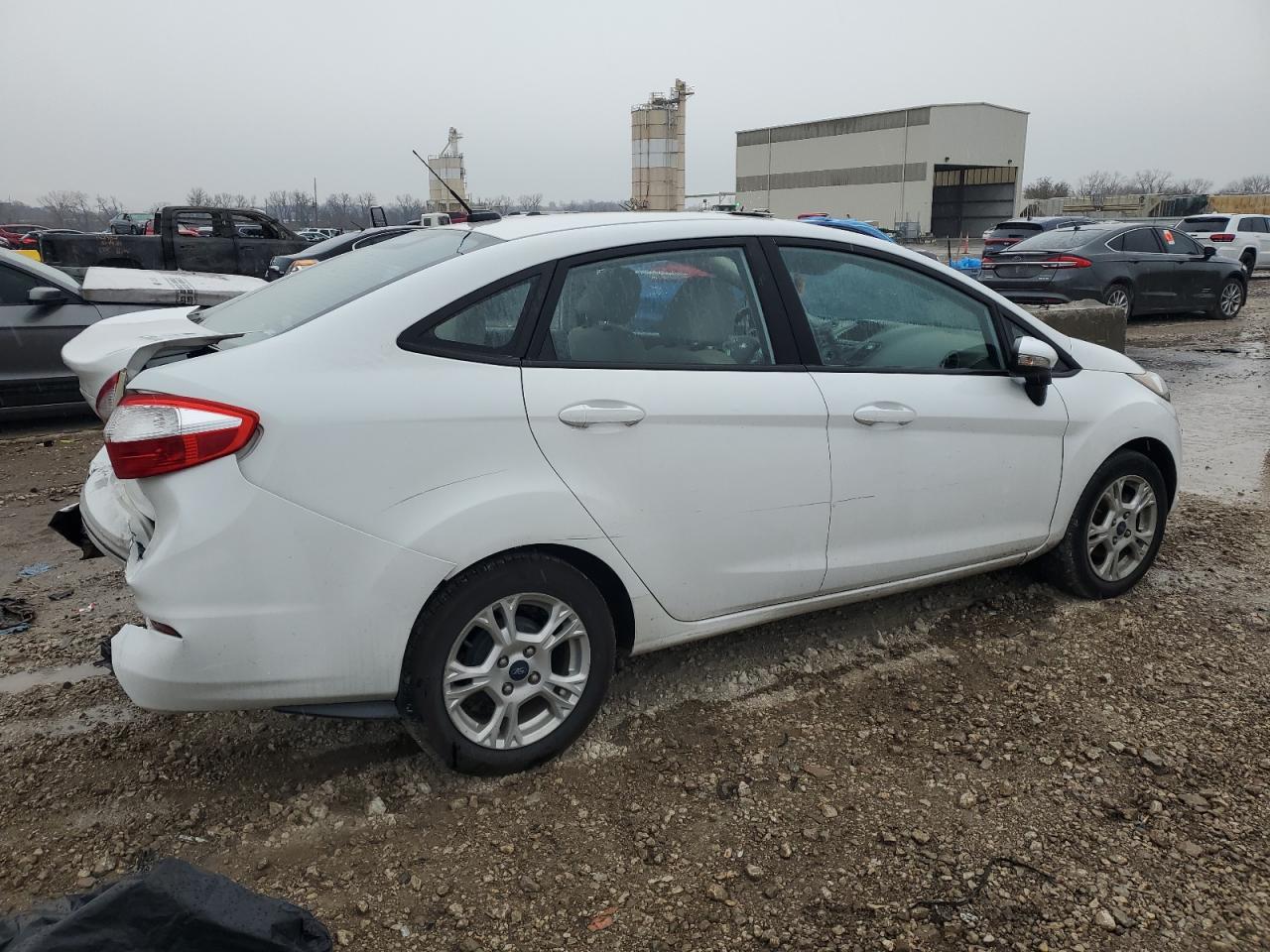 2014 Ford Fiesta - Image 3