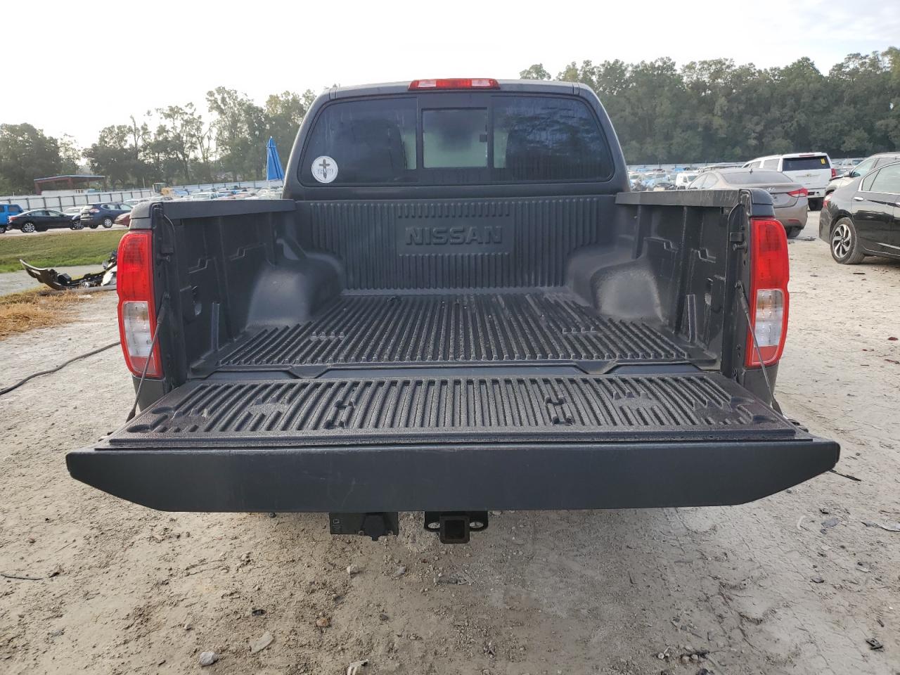 2015 Nissan Navara (Frontier) - Image 6