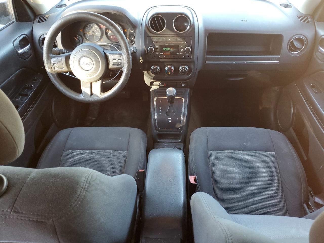 2016 Jeep Liberty (Patriot) - Image 8