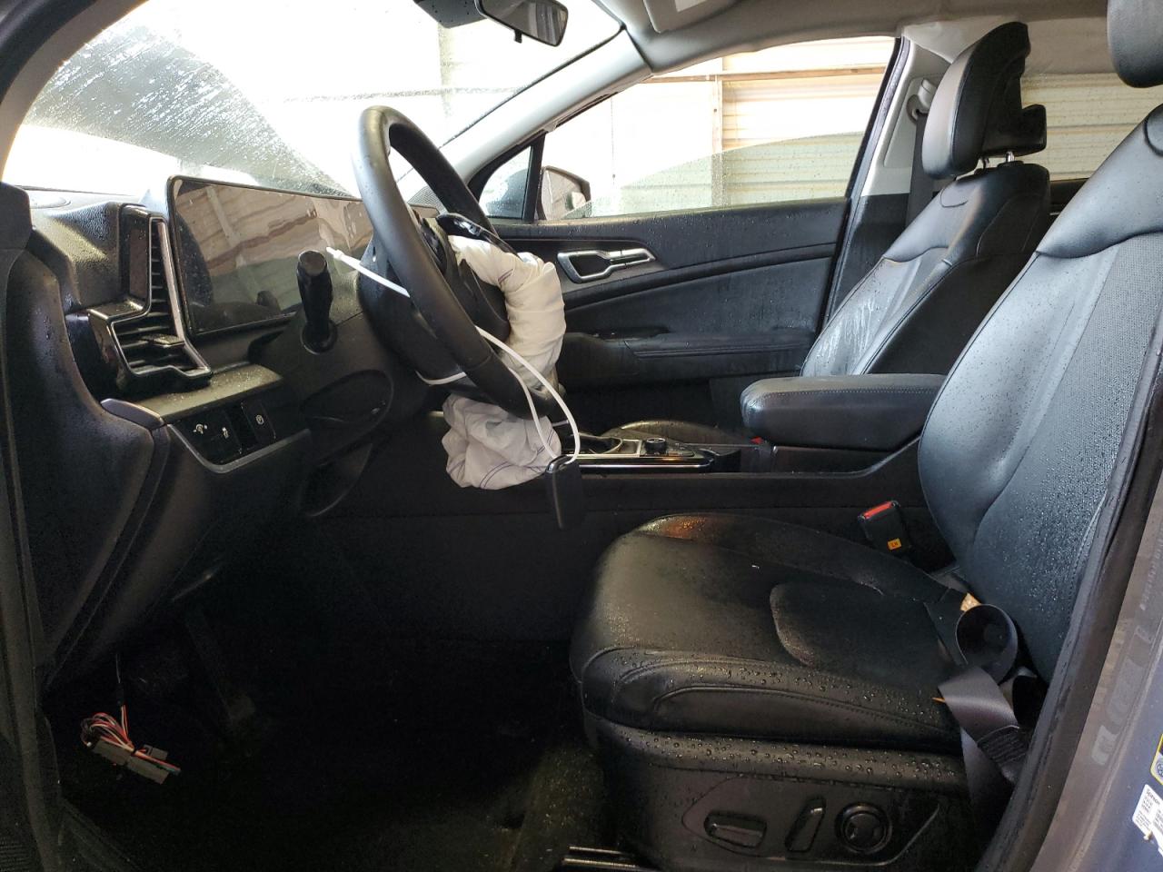 2023 Kia Sportage - Image 7