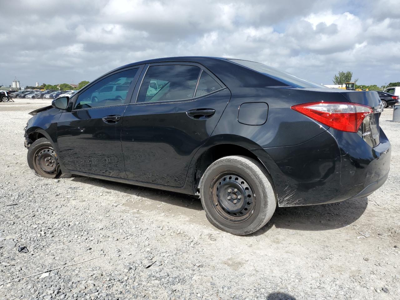 VIN 5YFBURHE8GP422101 2016 TOYOTA COROLLA no.2