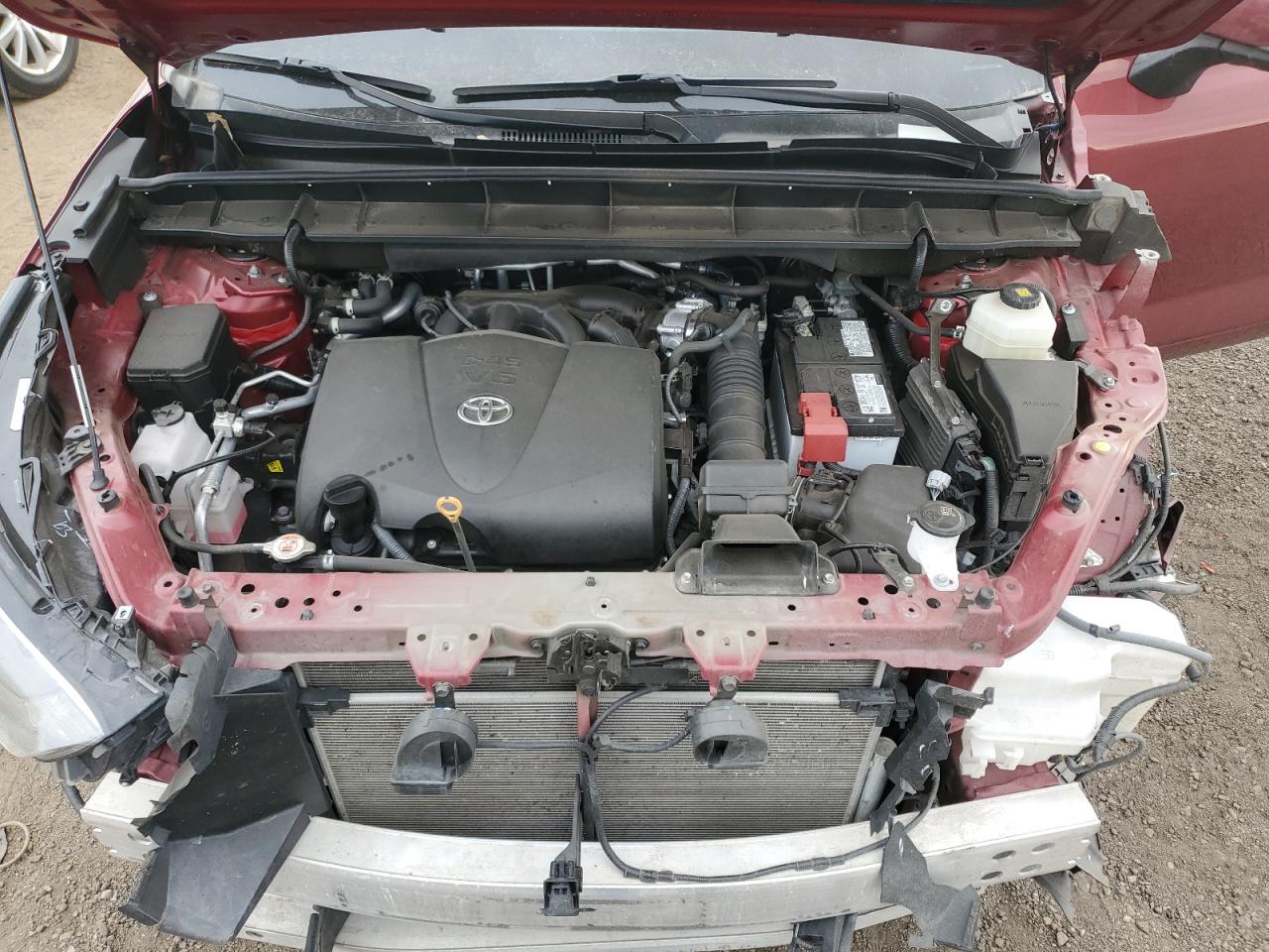 2021 Toyota Highlander - Image 12