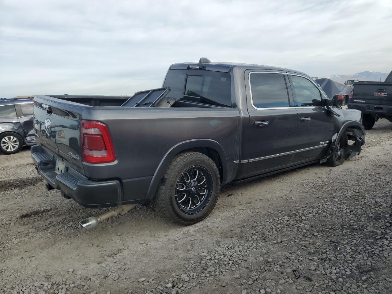 2022 RAM 1500 - Image 3