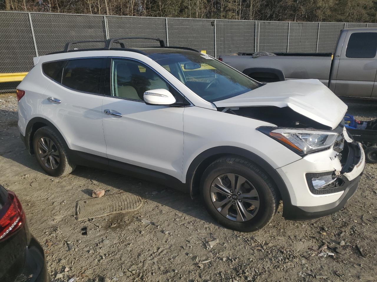 2015 Hyundai Santa Fe - Image 4
